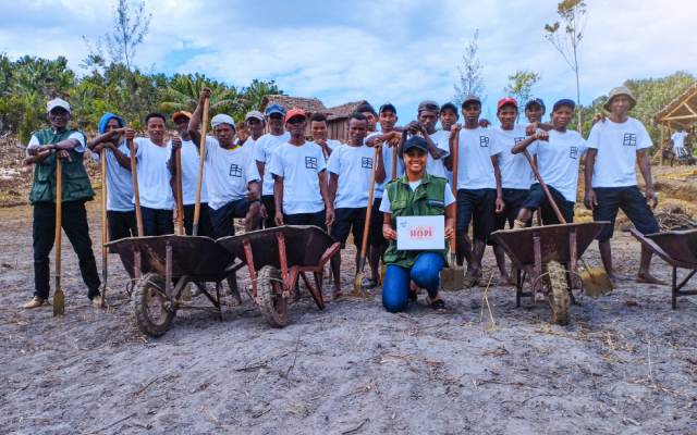reforestation Madagascar hopi